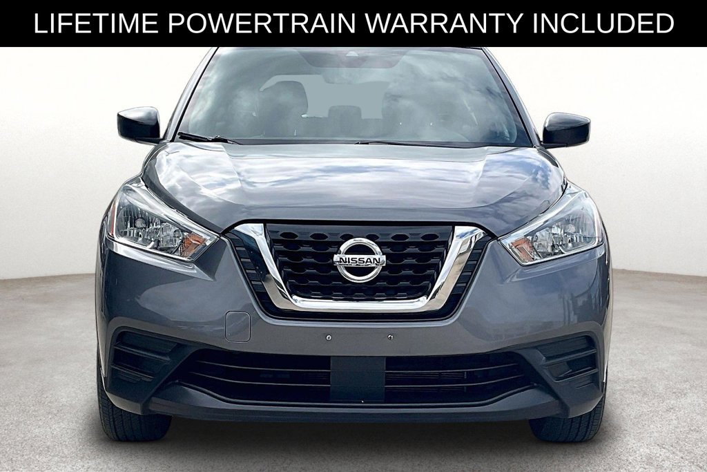 Used 2020 Nissan Kicks S FWD image 4