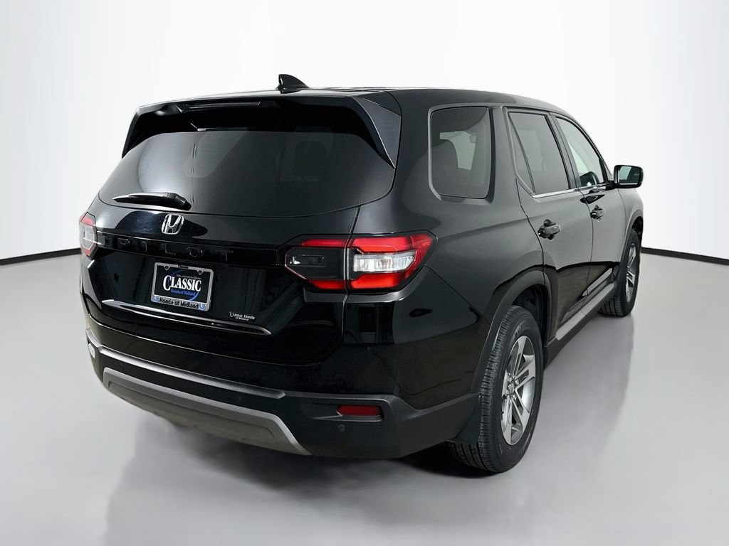 Used 2025 Honda Pilot EX-L image 7