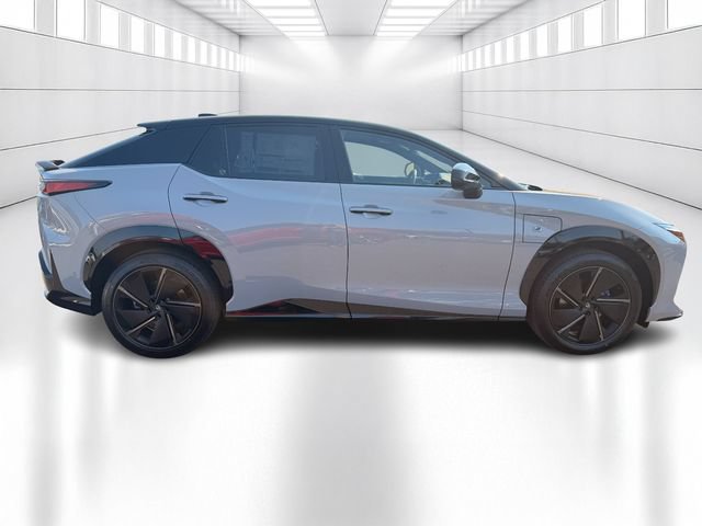 New 2026 Lexus RZ 450e AWD image 4