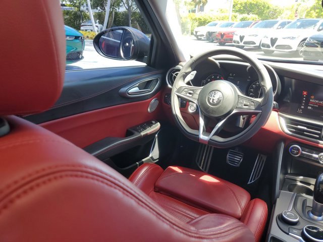 Used 2019 Alfa Romeo Giulia Ti Sport w/ Quick Order Package 22U Sport RWD image 13