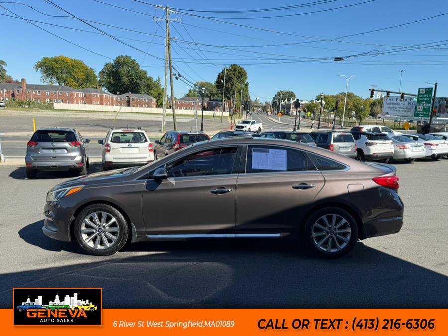 Used 2016 Hyundai Sonata Limited w/ Option Group 04 FWD image 8