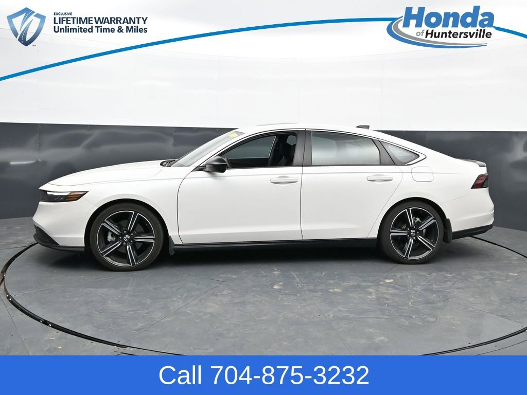 Used 2023 Honda Accord Sport image 5