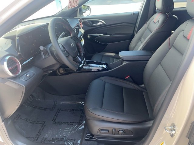 New 2026 Chevrolet Trax RS w/ Driver Confidence Package image 15