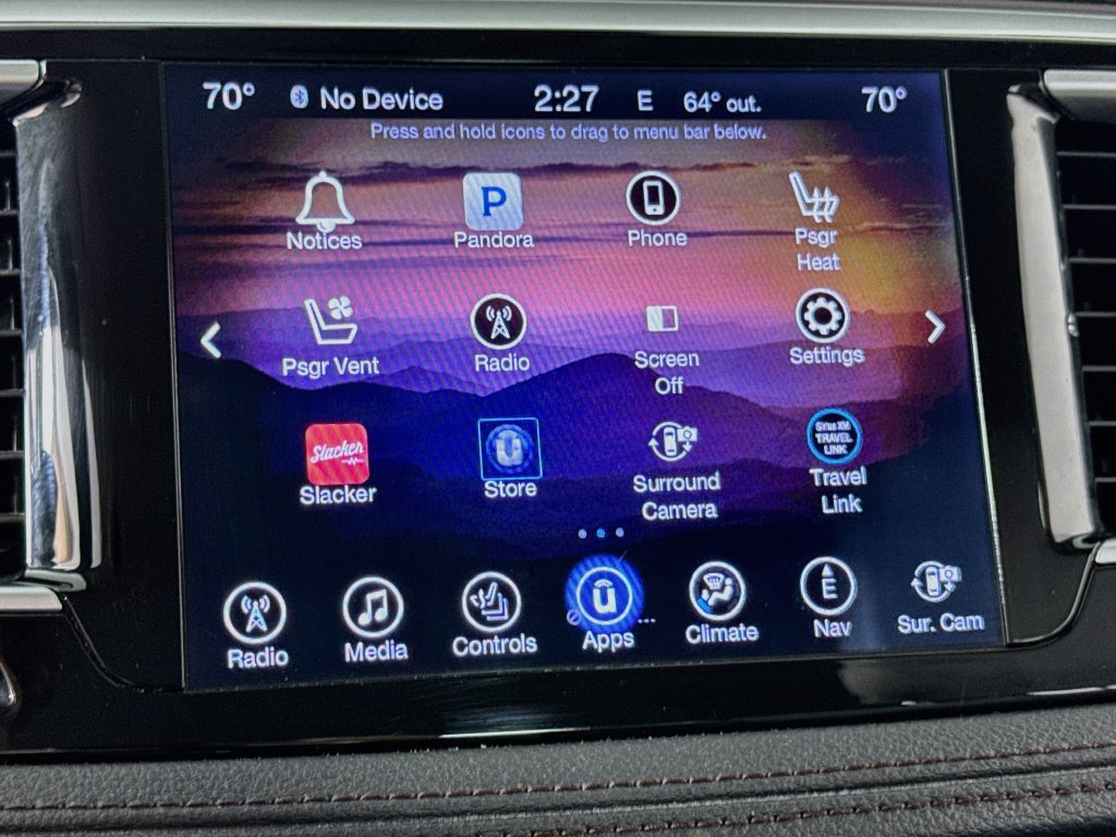 Used 2017 Chrysler Pacifica Limited FWD image 32