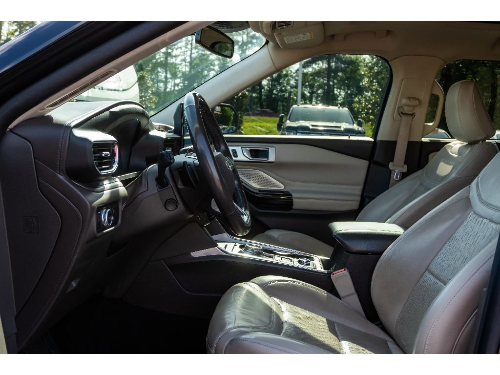 Used 2021 Ford Explorer Platinum w/ Equipment Group 601A image 12