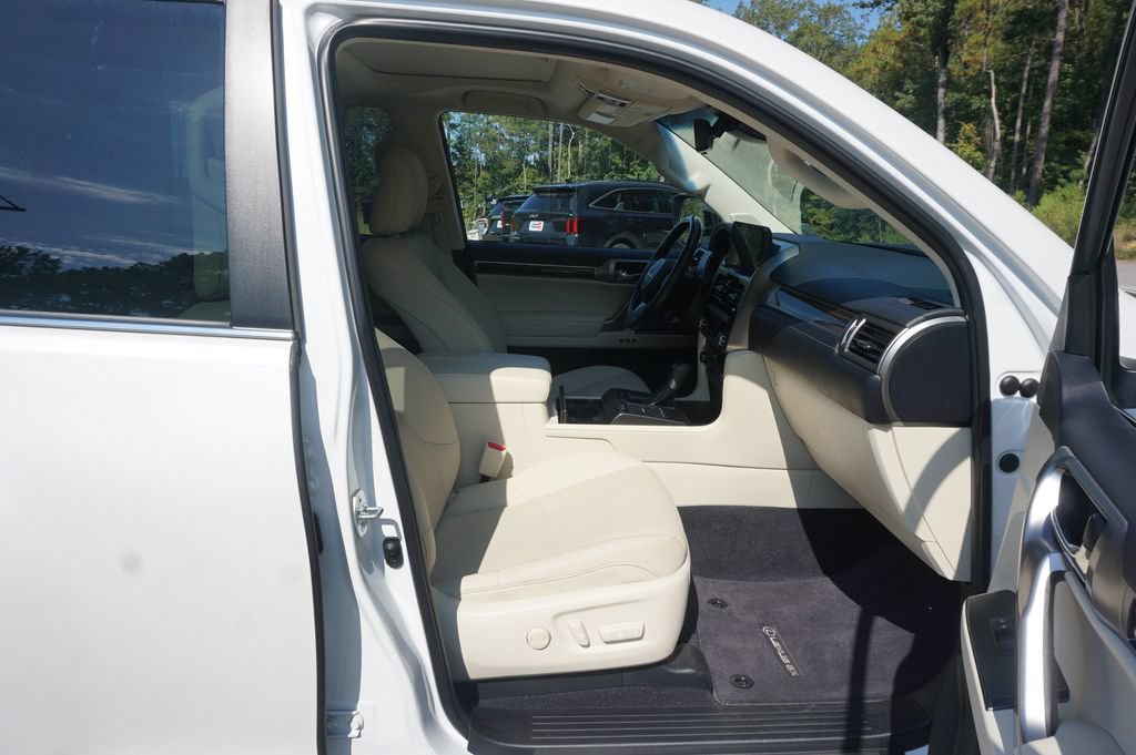 Used 2023 Lexus GX 460 Premium w/ Premium Plus Package AWD/4WD image 19