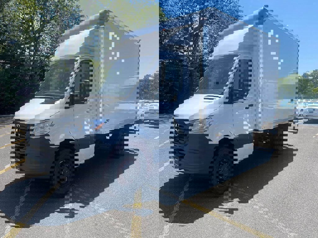 New 2024 Mercedes-Benz Sprinter 4500