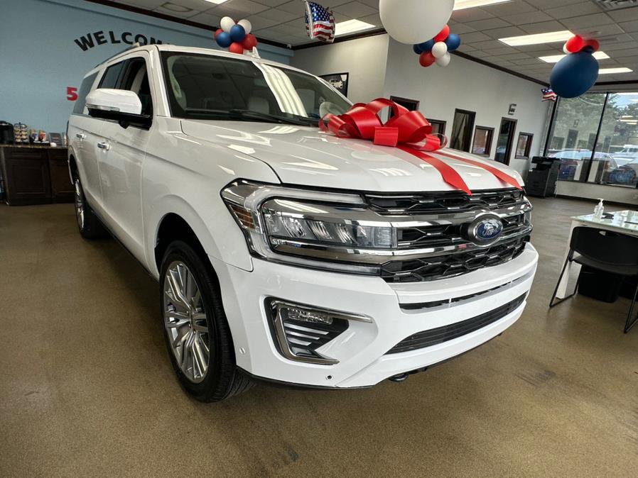 Used 2023 Ford Expedition Max Limited image 3