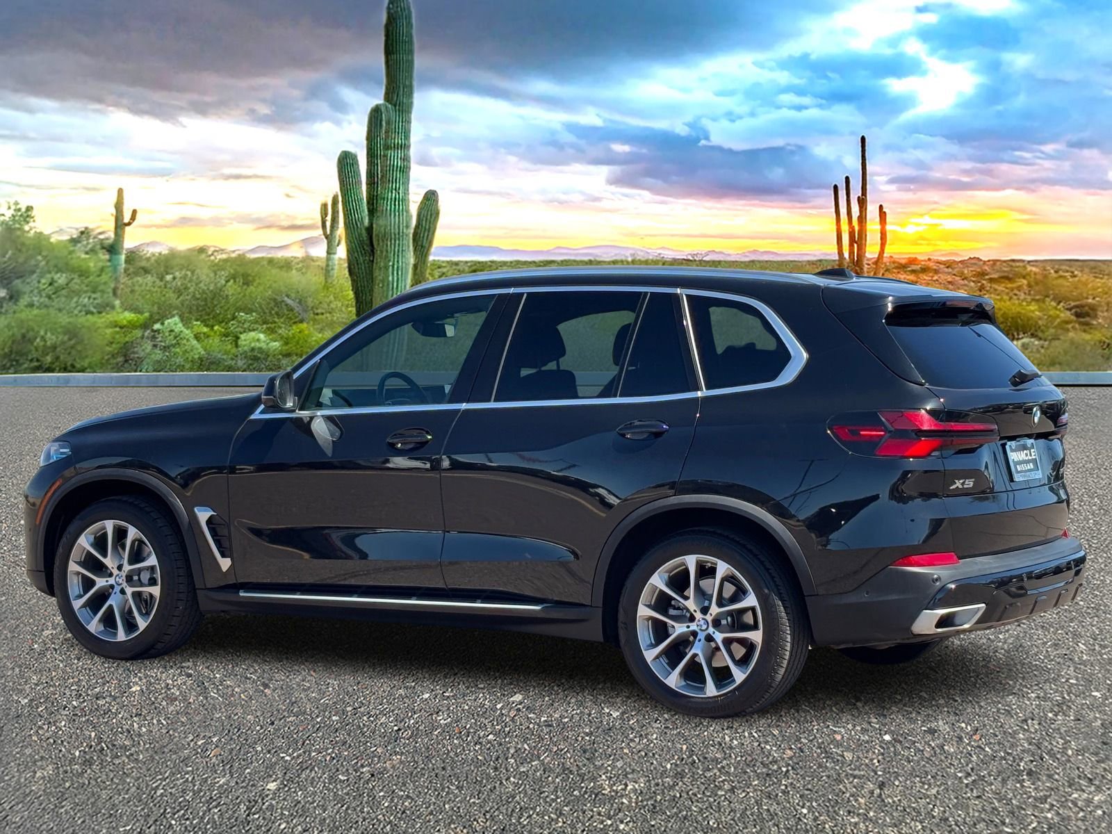 Used 2024 BMW X5 sDrive40i image 4