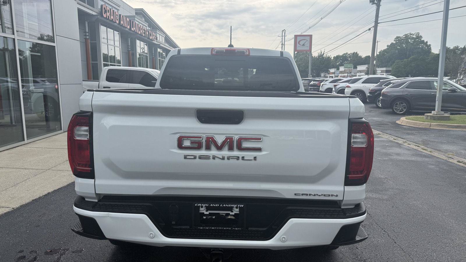 Used 2023 GMC Canyon Denali AWD/4WD image 3