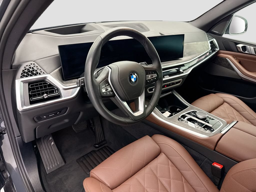Used 2026 BMW X5 sDrive40i w/ Climate Comfort Package RWD image 9