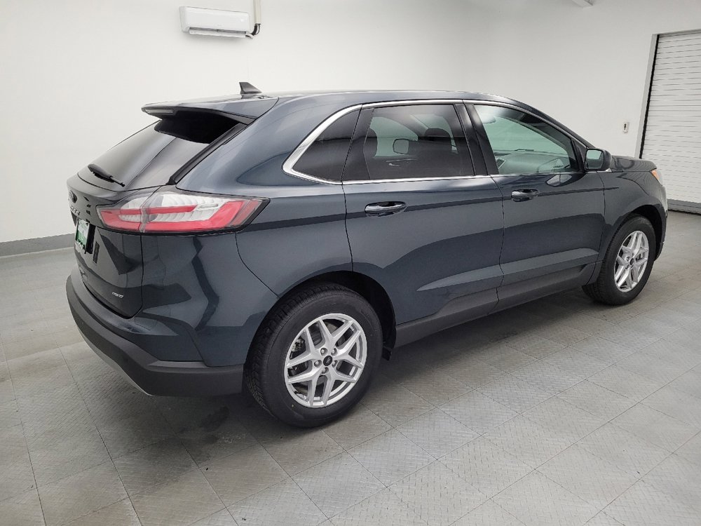 Used 2023 Ford Edge SEL image 10