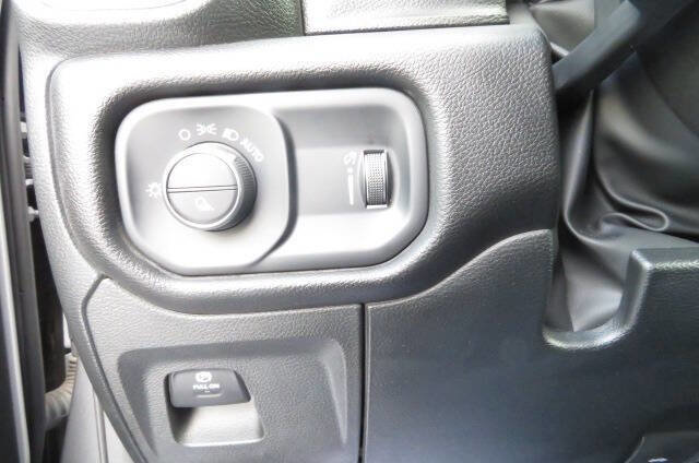 Used 2023 RAM 1500 Big Horn image 16
