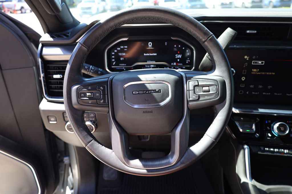 Used 2024 GMC Sierra 2500 Denali Ultimate w/ Max Trailering Package AWD/4WD image 13