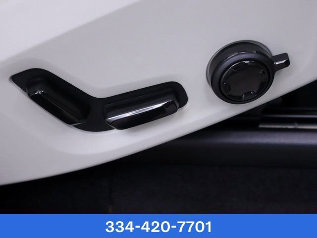 New 2025 Volvo XC90 T8 Ultra w/ Protection Package Premier image 17