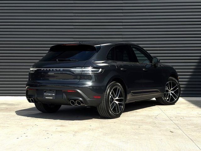 Certified 2026 Porsche Macan AWD/4WD image 7