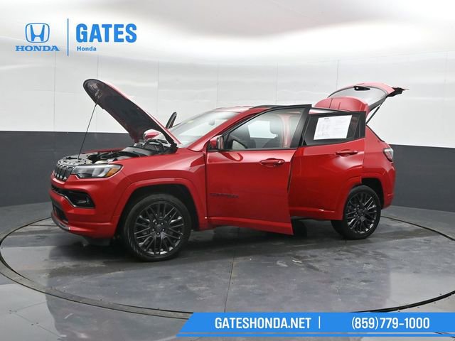 Used 2022 Jeep Compass Limited image 52