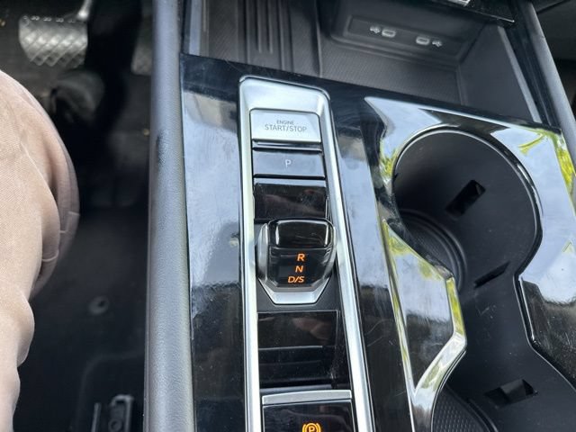 Used 2025 Volkswagen Atlas SE AWD/4WD image 35