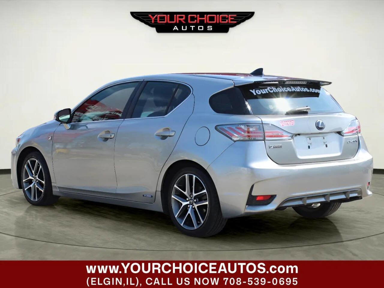 Used 2017 Lexus CT 200h image 3