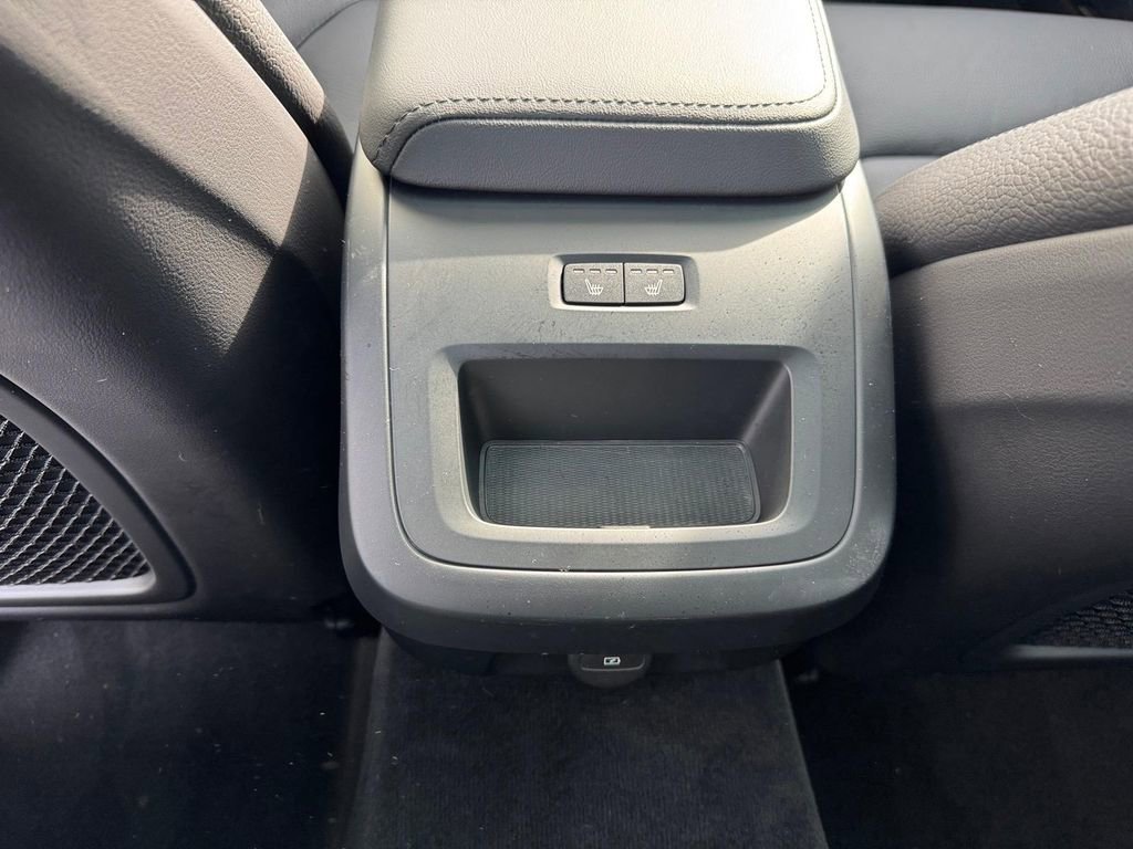 Used 2026 Volvo V60 B5 Cross Country Plus w/ Climate Package image 11