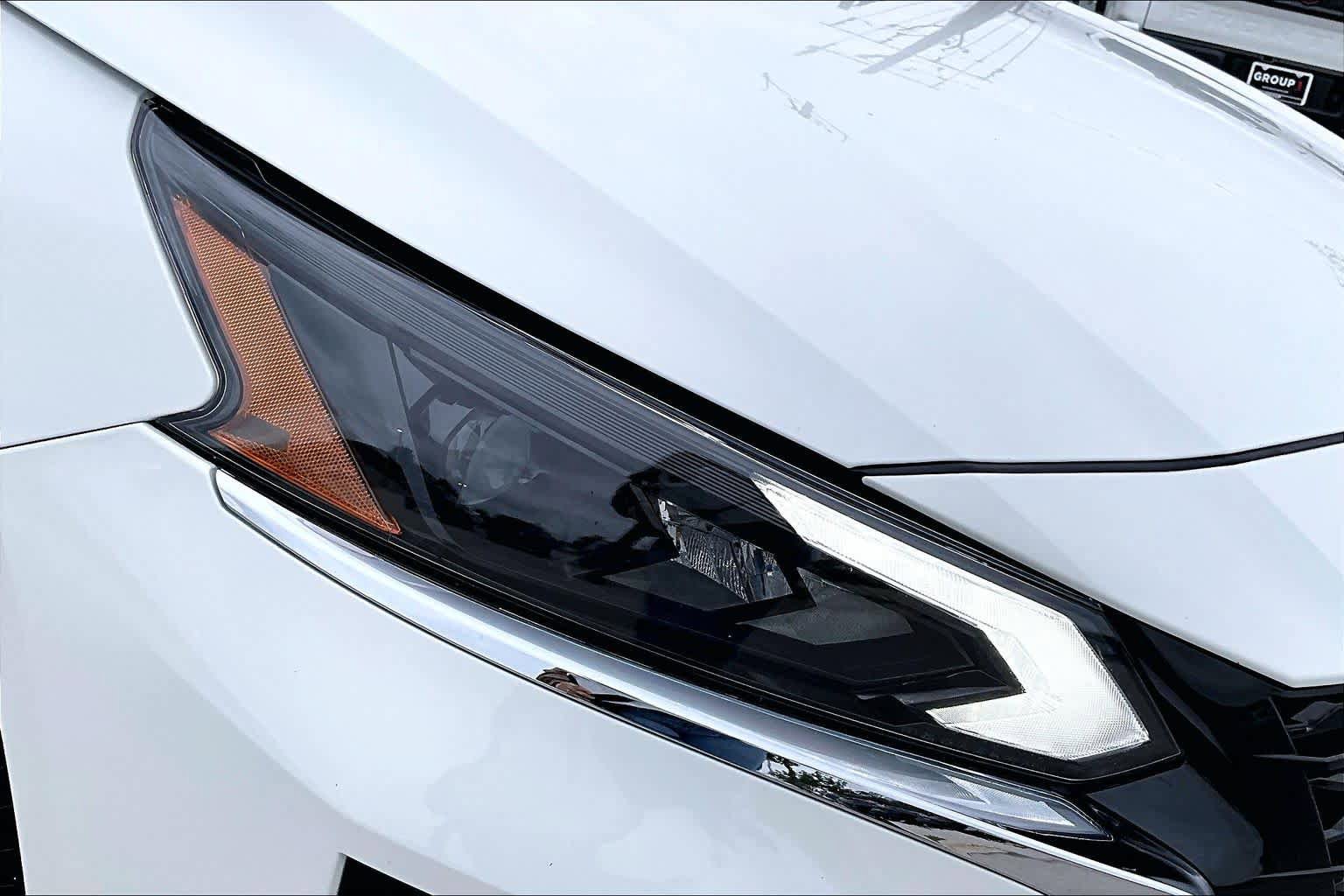 Used 2025 Nissan Altima 2.5 SV FWD image 28
