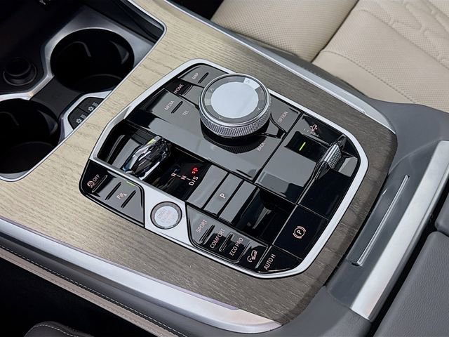 Used 2023 BMW X7 M60i w/ Executive Package AWD/4WD image 17