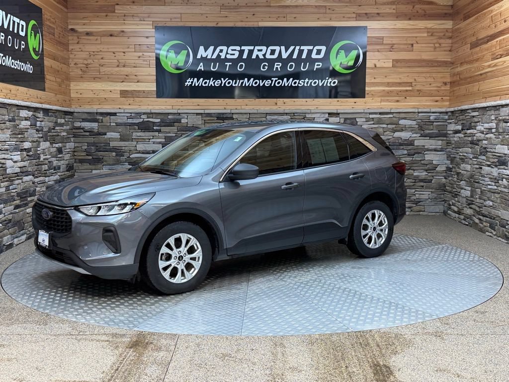 Used 2023 Ford Escape Active AWD/4WD image 5