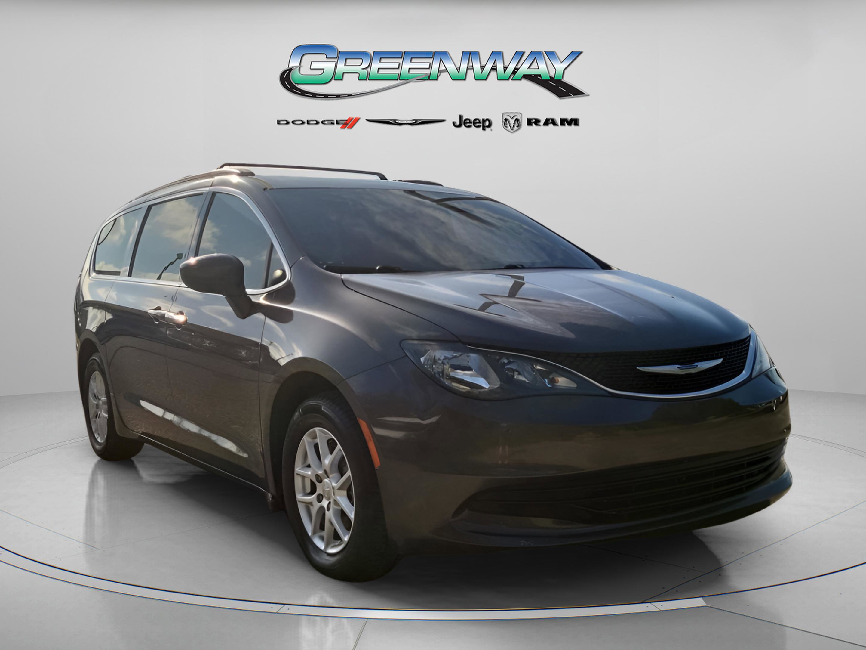 Used 2020 Chrysler Voyager Lxi