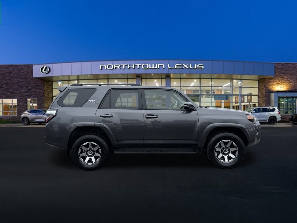 Used 2022 Toyota 4Runner TRD Off-Road Premium image 24