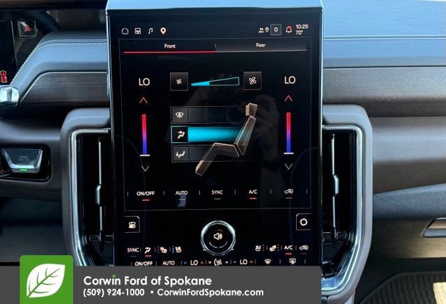 Used 2025 GMC Yukon XL Denali Ultimate AWD/4WD image 34