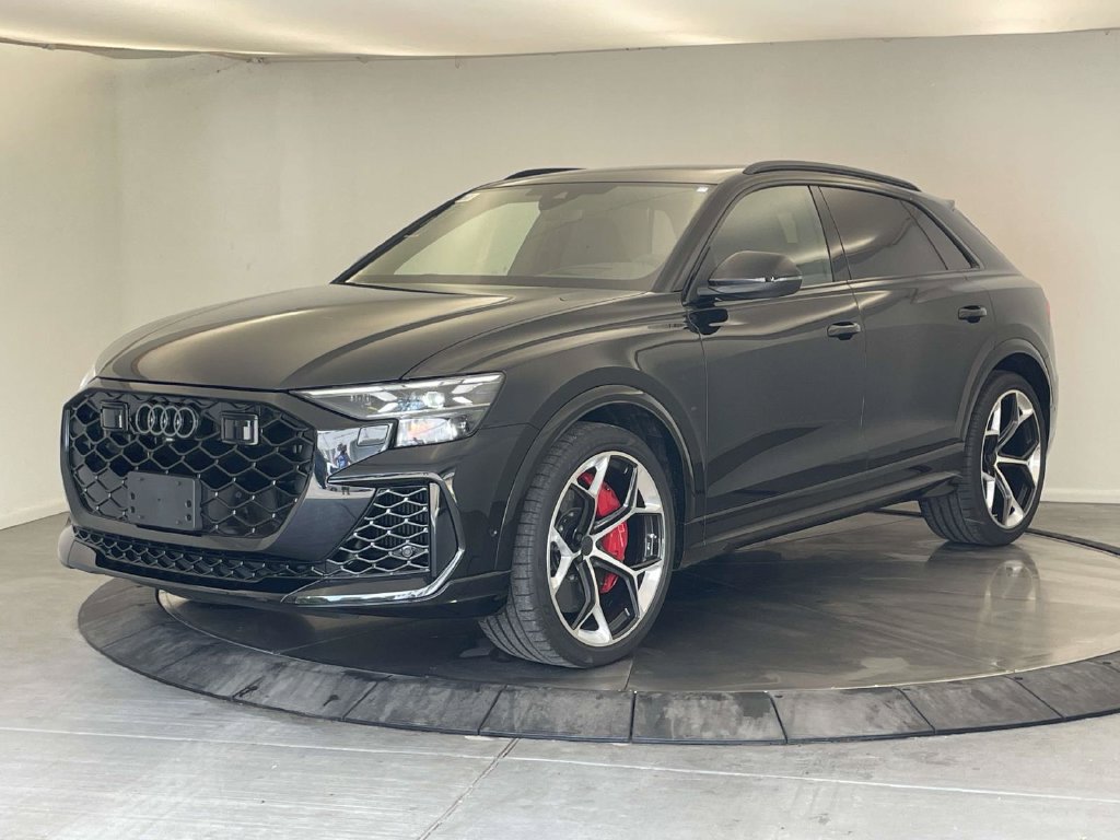 New 2026 Audi RS Q8 performance