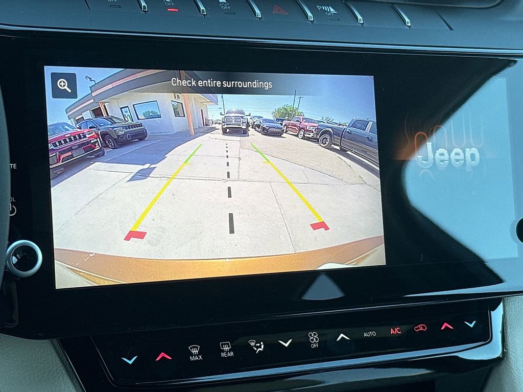 New 2026 Jeep Grand Cherokee L Limited AWD/4WD image 16