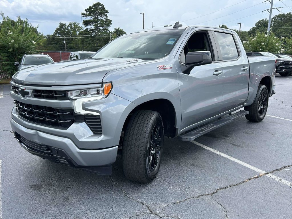 Used 2023 Chevrolet Silverado 1500 RST AWD/4WD image 19