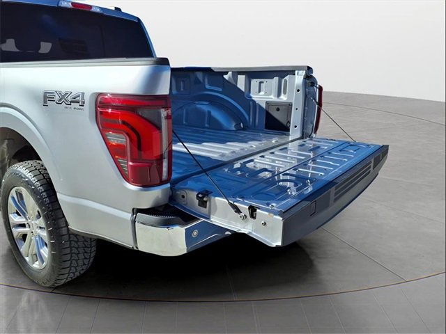 Used 2024 Ford F150 Lariat w/ FX4 Off-Road Package image 25