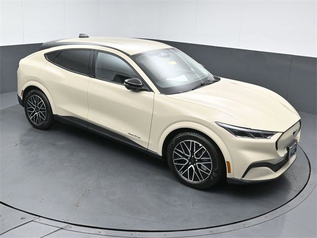 Used 2025 Ford Mustang Mach-E Premium image 41