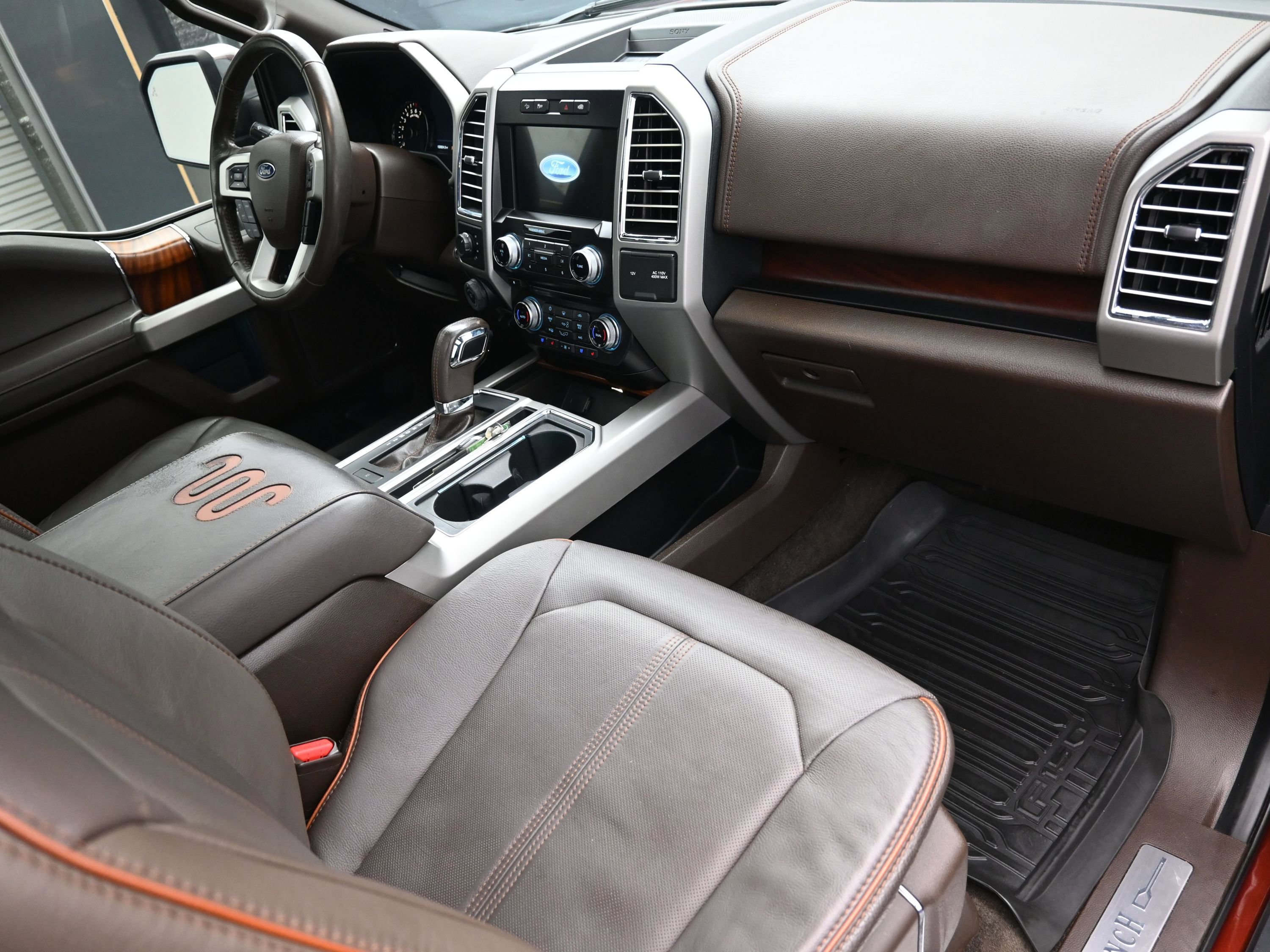 Used 2016 Ford F150 King Ranch w/ Equipment Group 601A Luxury image 40