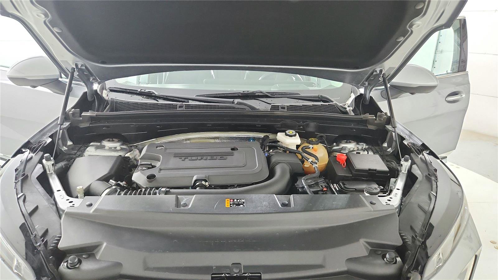 Used 2025 Buick Envision Preferred image 31