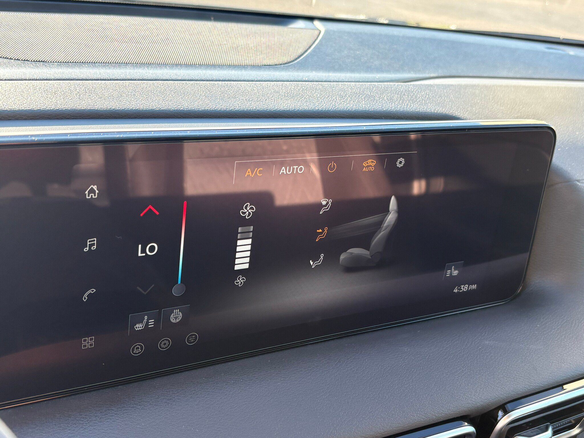New 2027 Nissan Sentra SV w/ SV Convenience Package FWD image 14