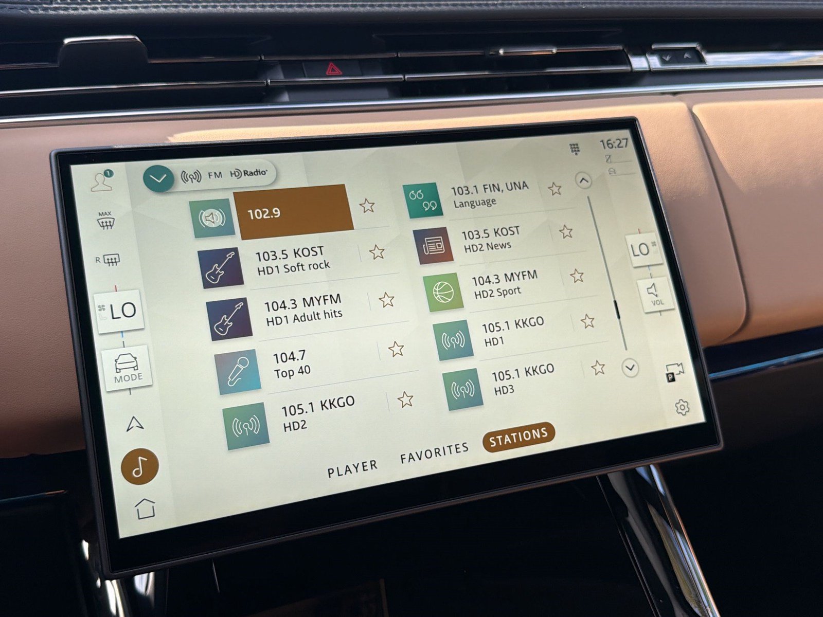 New 2027 Land Rover Range Rover Sport SE AWD/4WD image 21