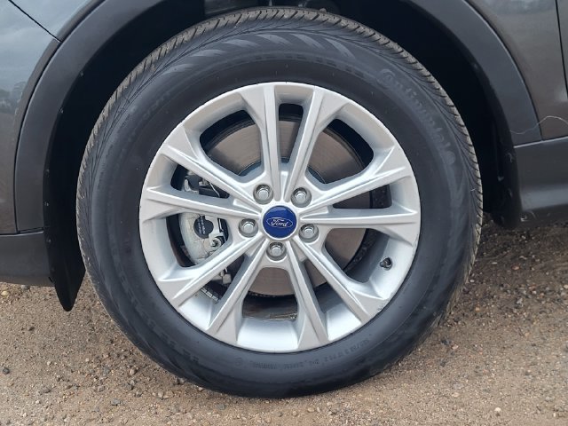 Used 2017 Ford Escape SE w/ Equipment Group 201A AWD/4WD image 10