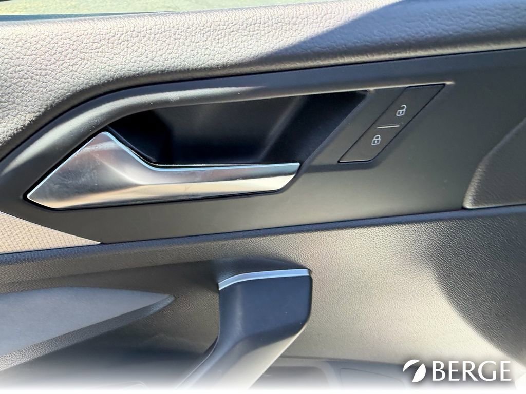 Used 2026 Volkswagen Jetta SE image 26