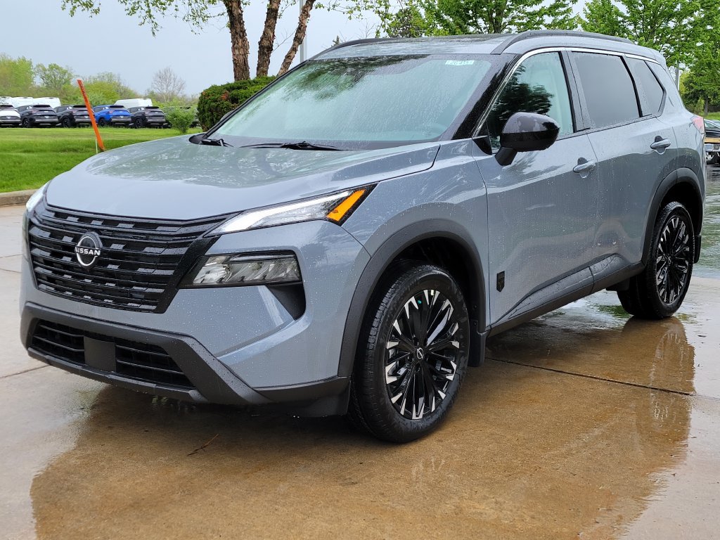 New 2026 Nissan Rogue Dark Armor AWD/4WD image 5