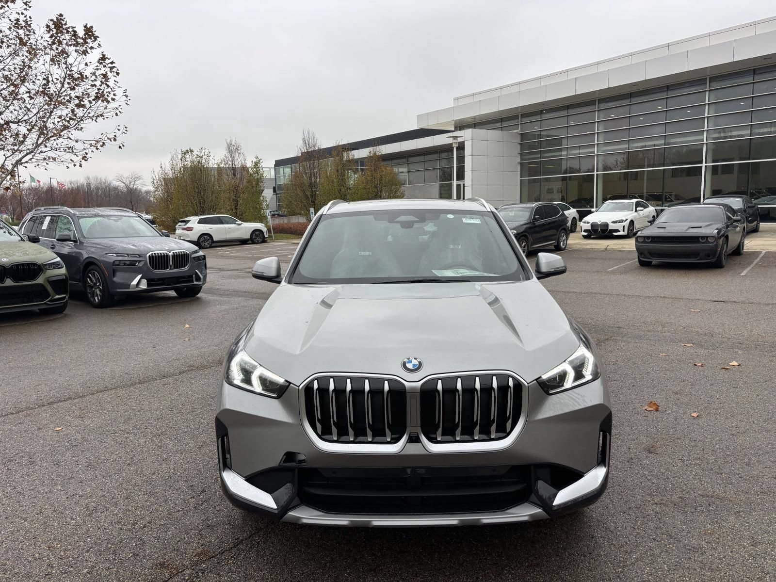 Used 2026 BMW X1 xDrive28i w/ Technology Package AWD/4WD image 2