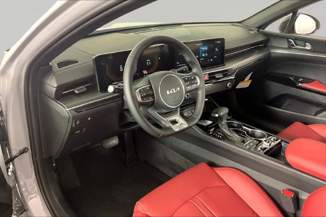 New 2026 Kia K5 GT-Line image 8