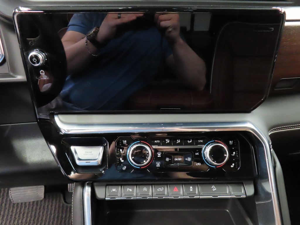 Used 2025 GMC Sierra 1500 Denali Ultimate image 13