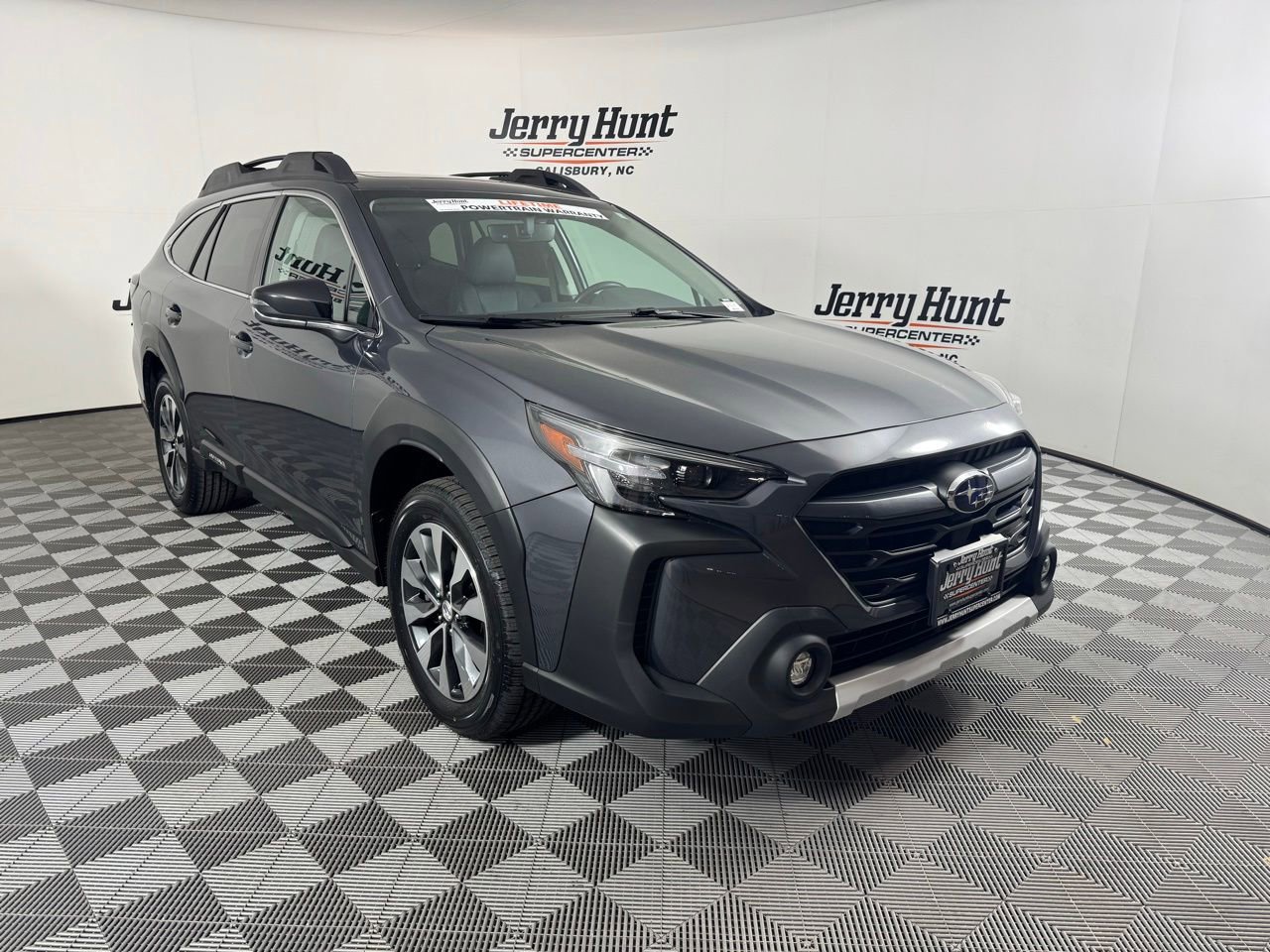 Used 2023 Subaru Outback Limited AWD/4WD image 5