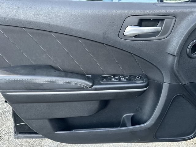 Used 2020 Dodge Charger SXT RWD image 20