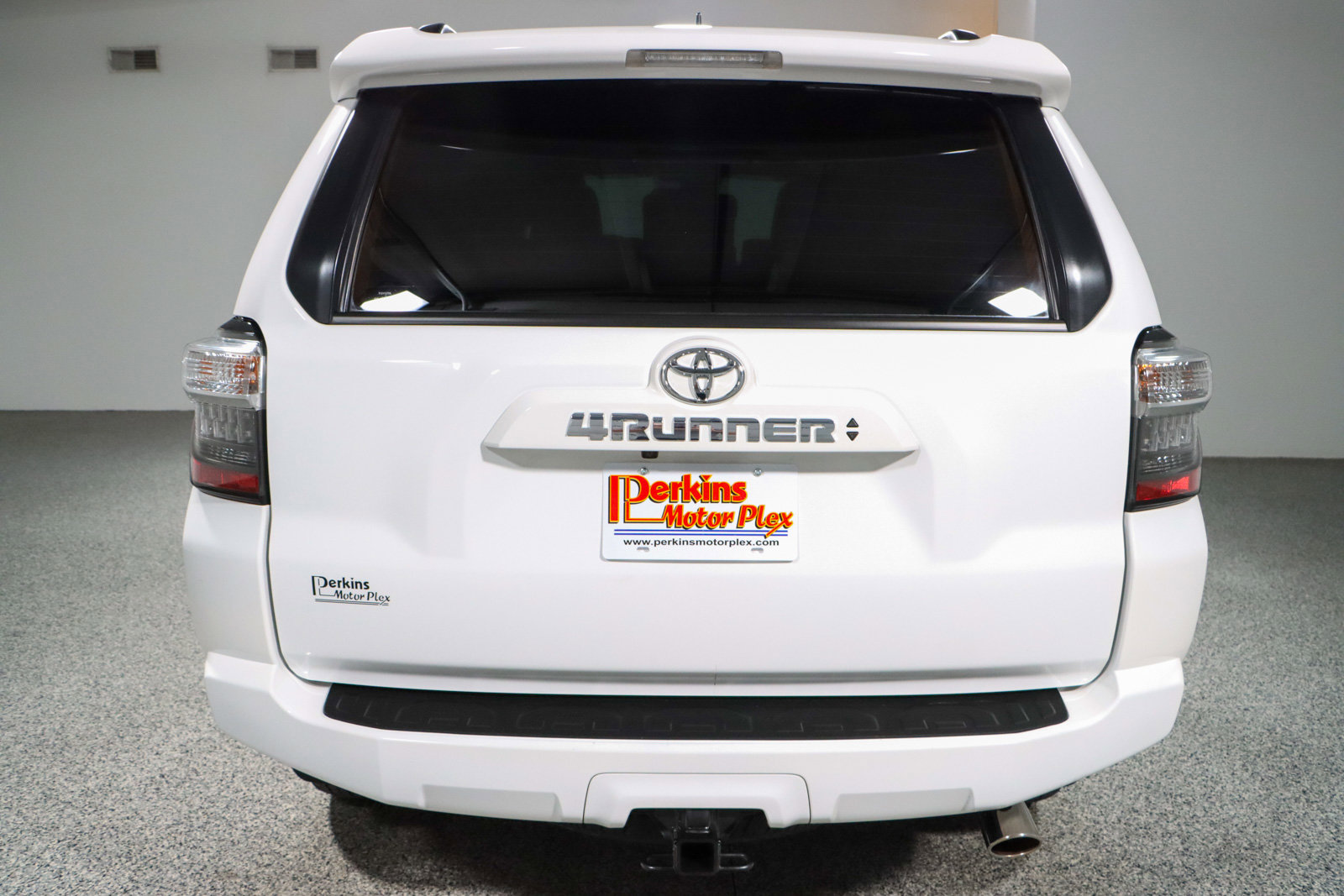 Used 2023 Toyota 4Runner SR5 Premium w/ Moonroof Package image 8