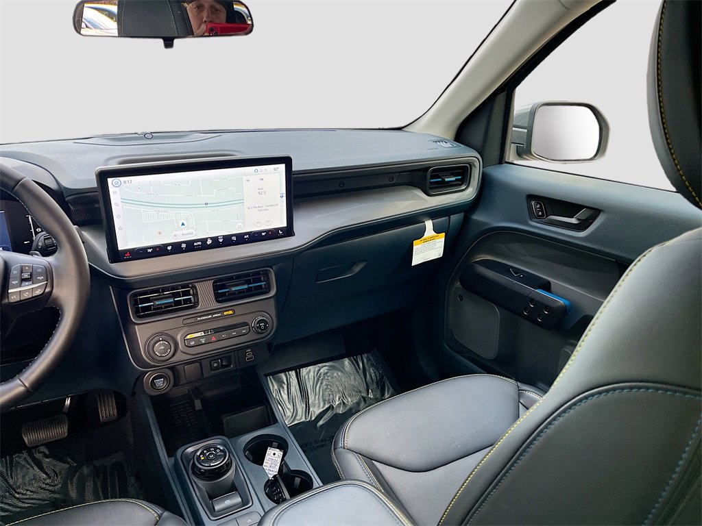 Used 2025 Ford Maverick Lobo image 25