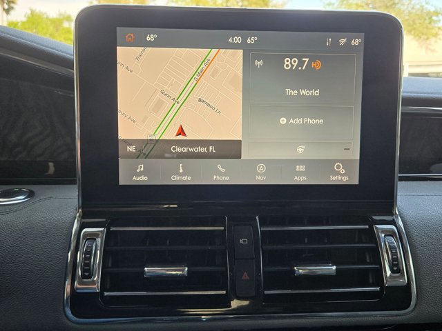 Used 2020 Lincoln Navigator Reserve image 11